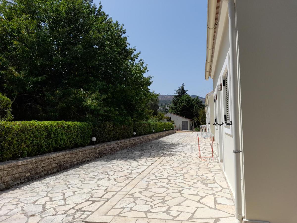 Lemontree Apartments Kassiopi Extérieur photo