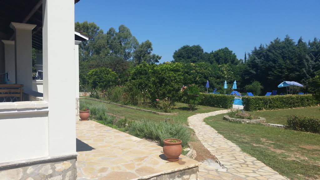 Lemontree Apartments Kassiopi Extérieur photo